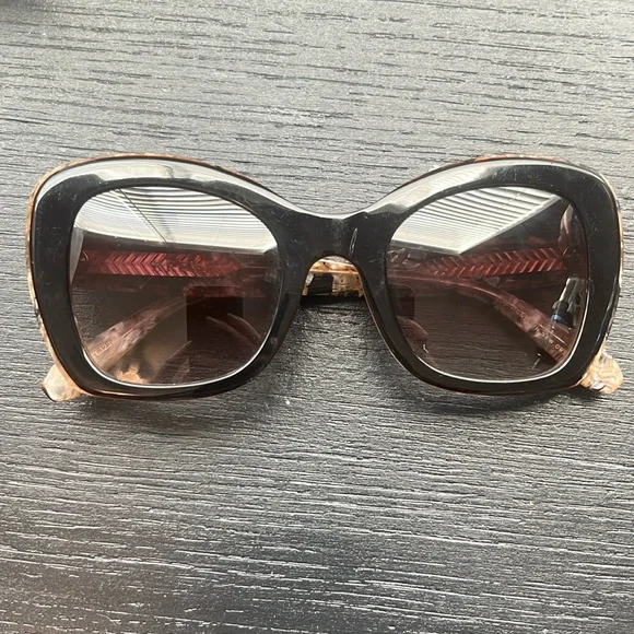 Krewe Felicity Sunglasses KREWE | Accessories | Krewe Felicity Sunglasses Black Multi  main image 3